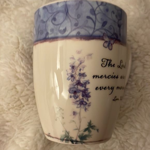 Christian Art Gifts Lg Coffee Mug The Lord’s Mercies Are New Every Morning - Picture 8 of 11